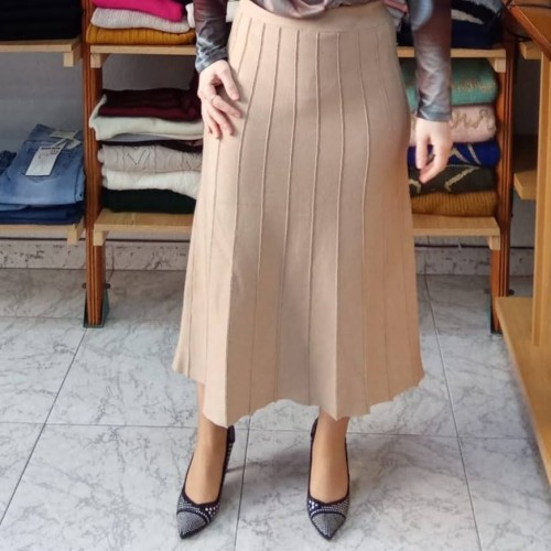 Falda Roma